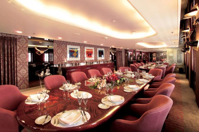ALEXANDER Salon